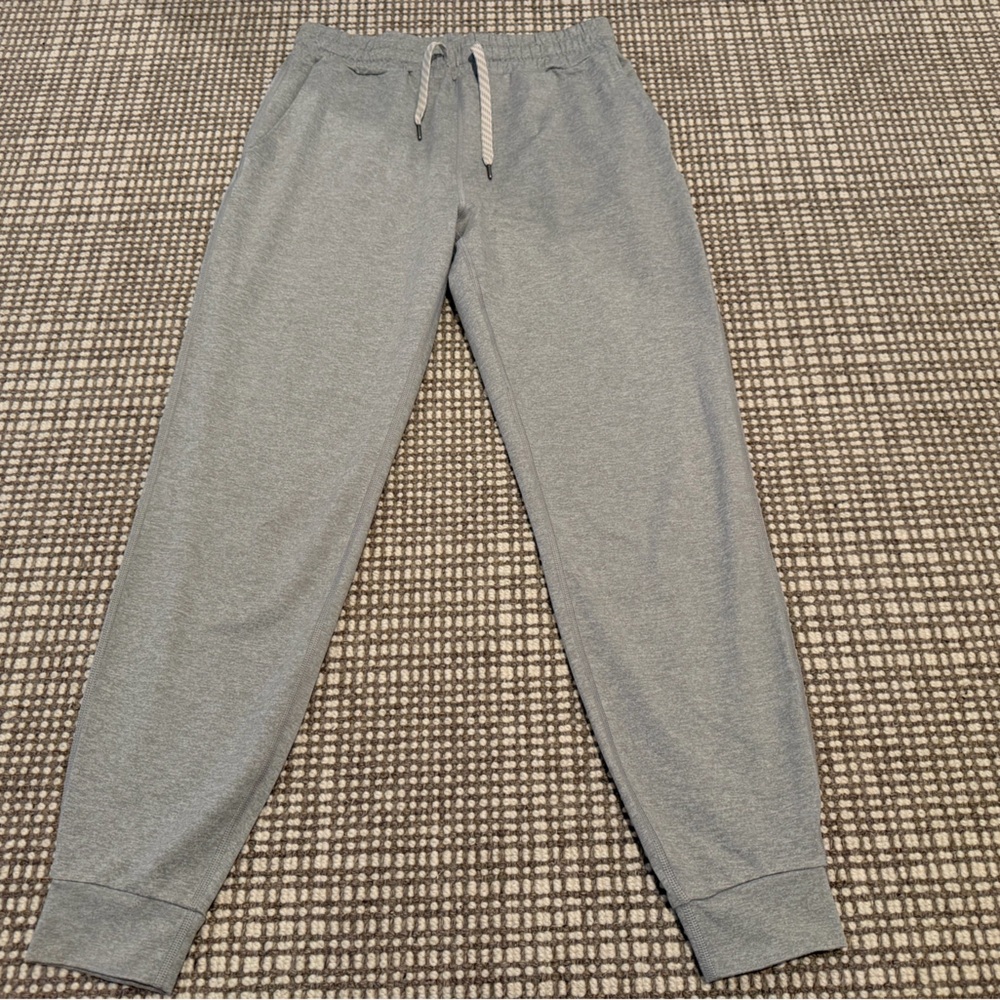 Vuori Heather Gray Lounge Pants